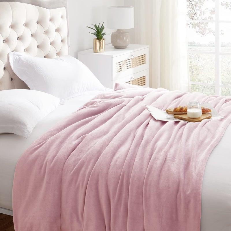 KMUSET Fleece Blanket Twin Size Pink Lightweight Super Soft Cozy Luxury Bed Blanket Microfiber - Image 3